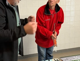 Oud papier ophalen voor Double Stars